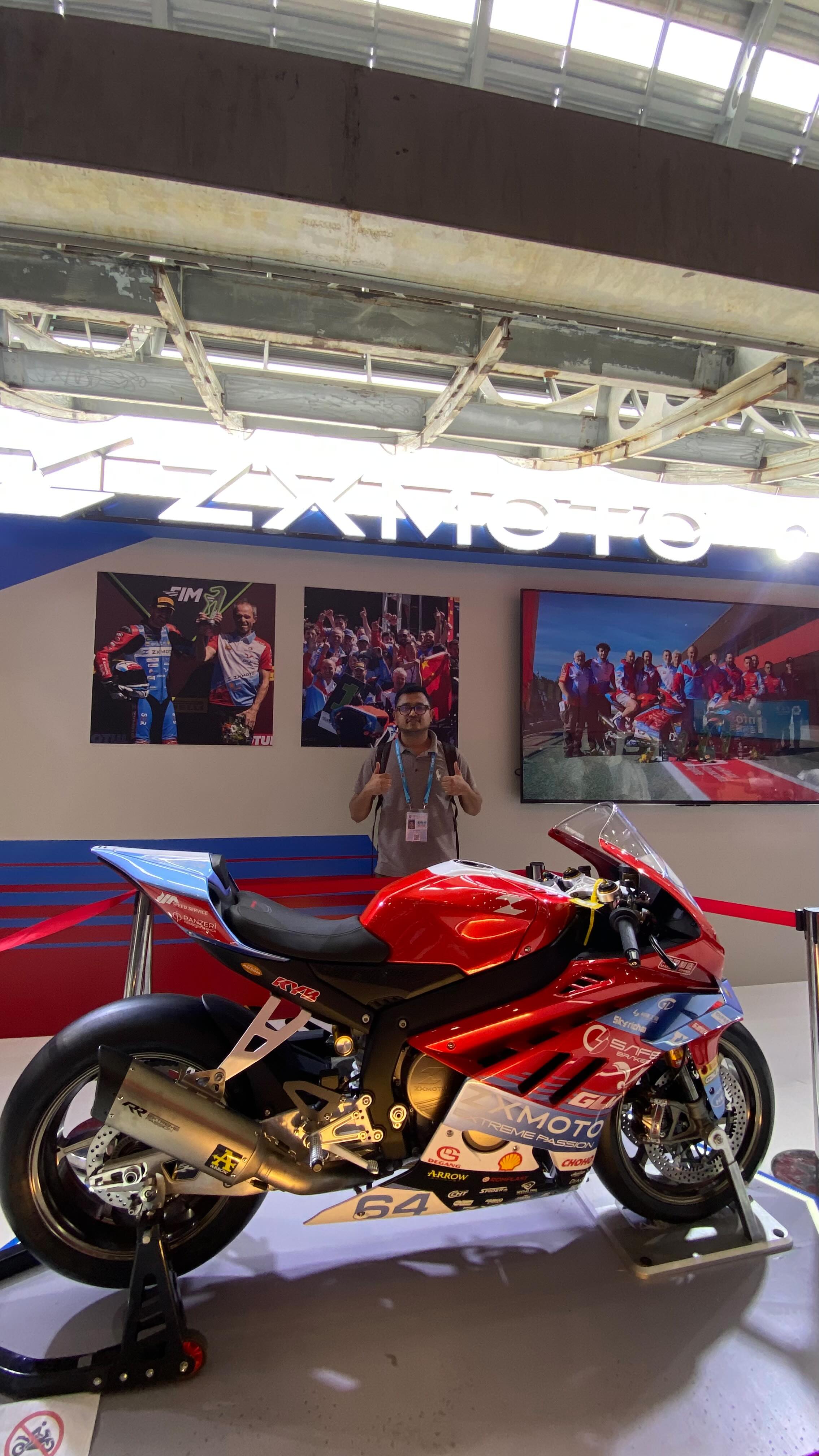 ZXMOTO 820RR ⚙️ Engine • 818.8cc, 3-cyl, liquid-cooled • 110 kW