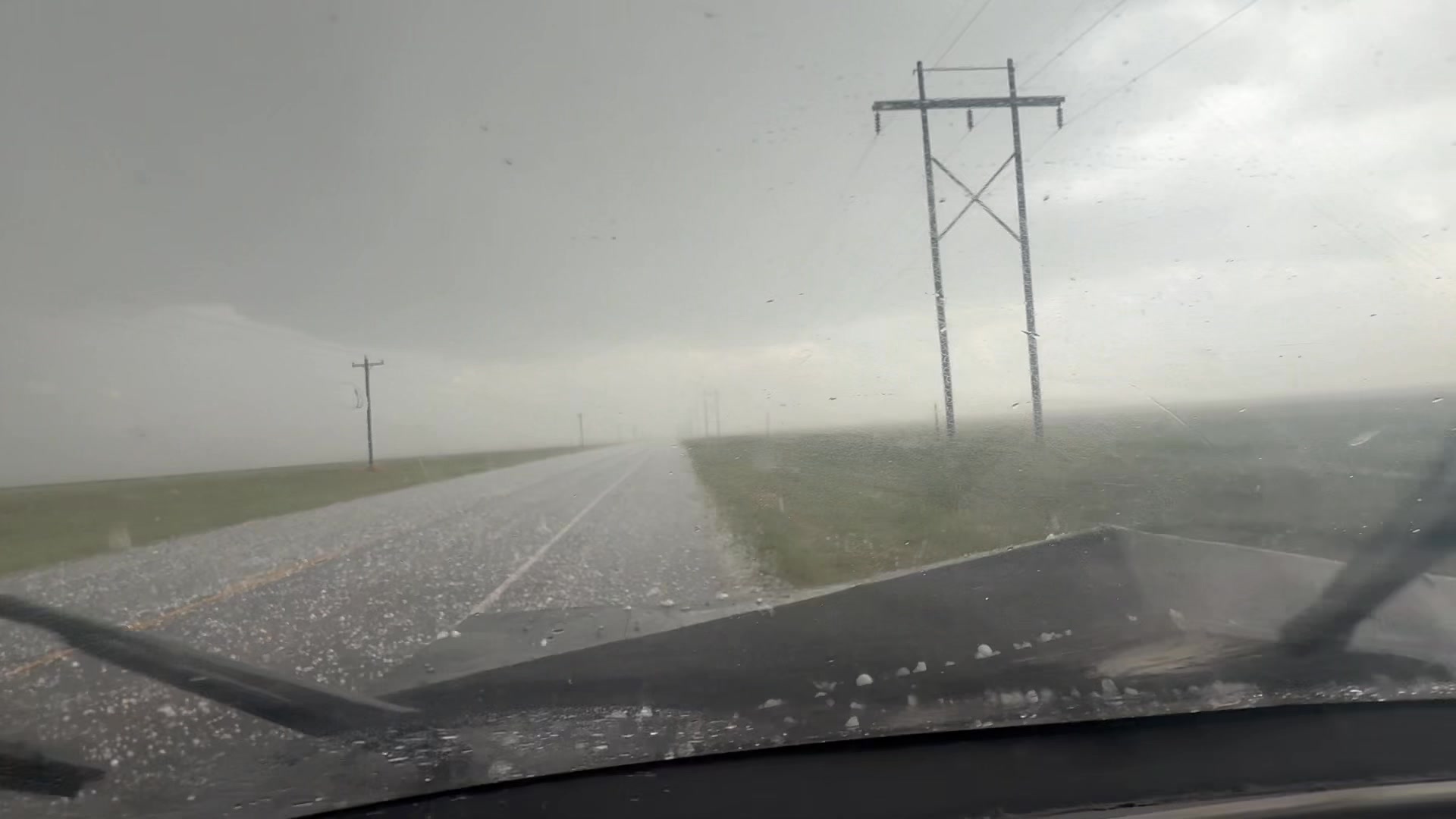 GORILLA HAIL coming in to Dimmitt, Texas! Barrage of baseball and ...