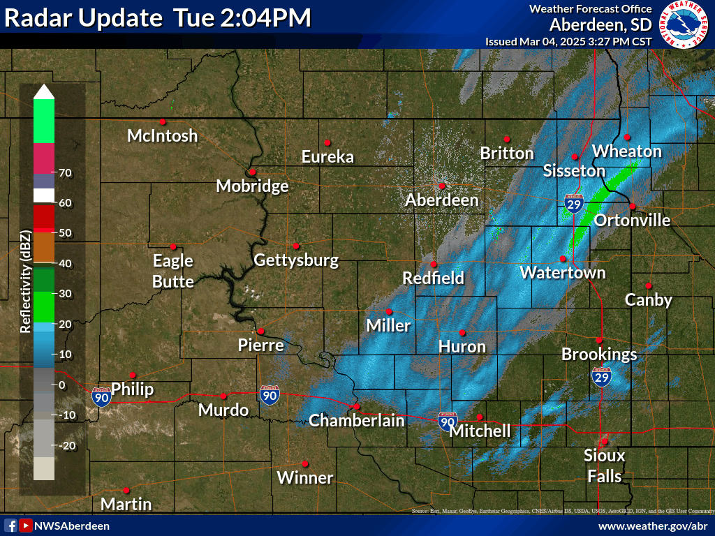 3:30 pm radar update: A band of light to moderate snow continues from ...