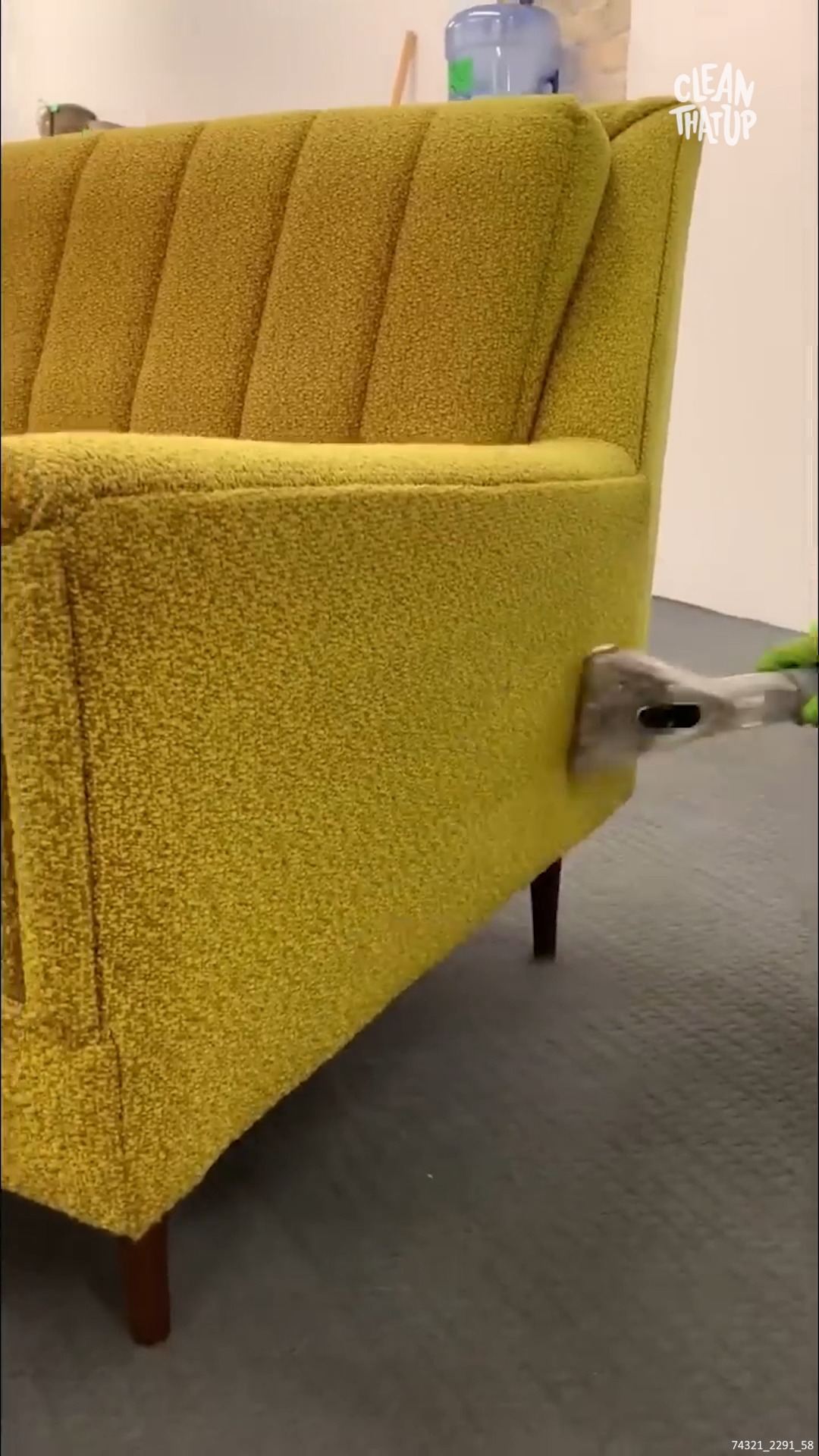 その他 Sofa almost new and clean This Vintage Sofa Needed a SERIOUS Deep Clean #Cleaning