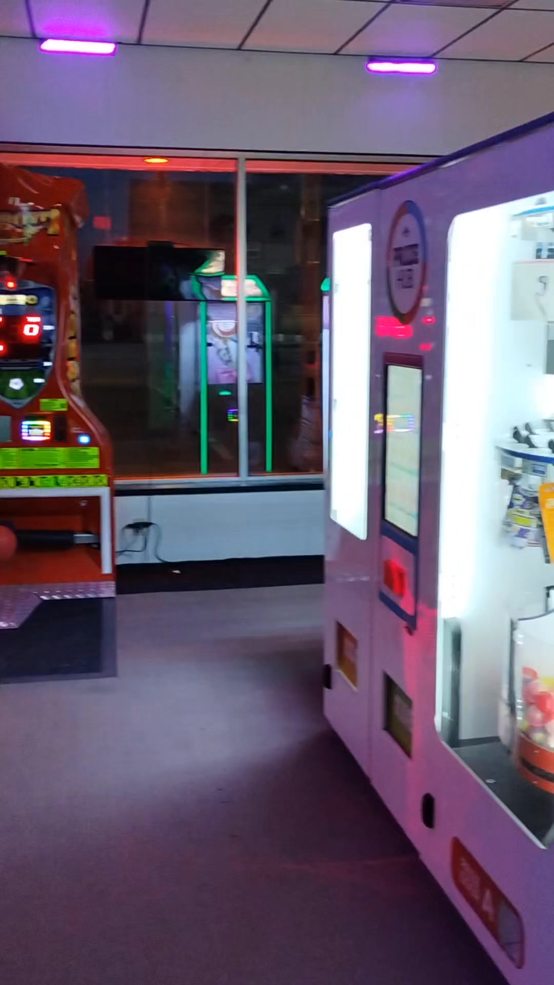 Winter Warmup at Heroes Venture Arcade ️🔥 Take a full arcade video tour ...