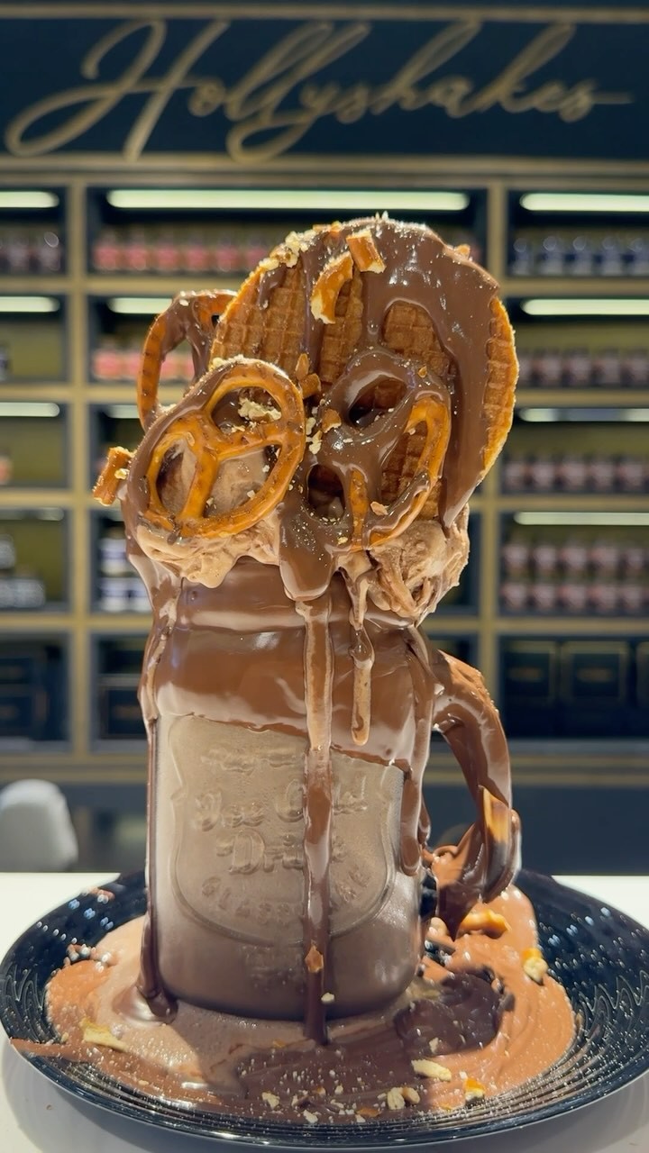 The ultimate milkshake trend continues 🔥 #dessert #food #foodie # ...