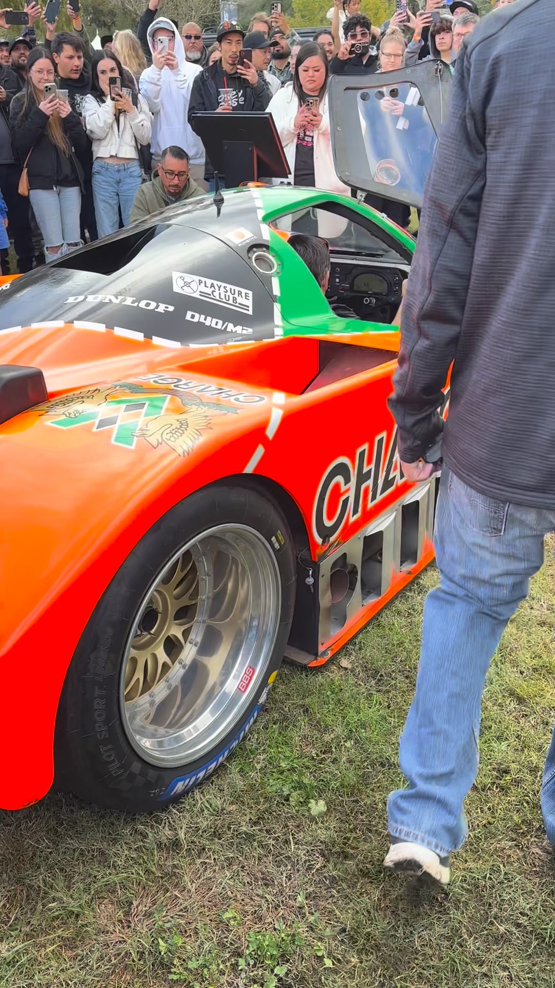 Straight up rotary bliss from the Mazda 767B