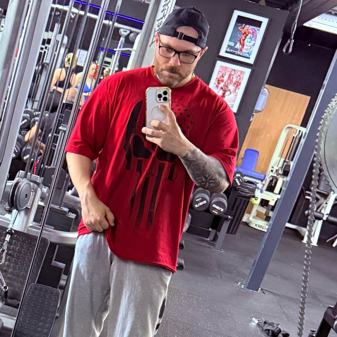 Gym Is My Wife - During the off-season, his calorie intake... | Facebook