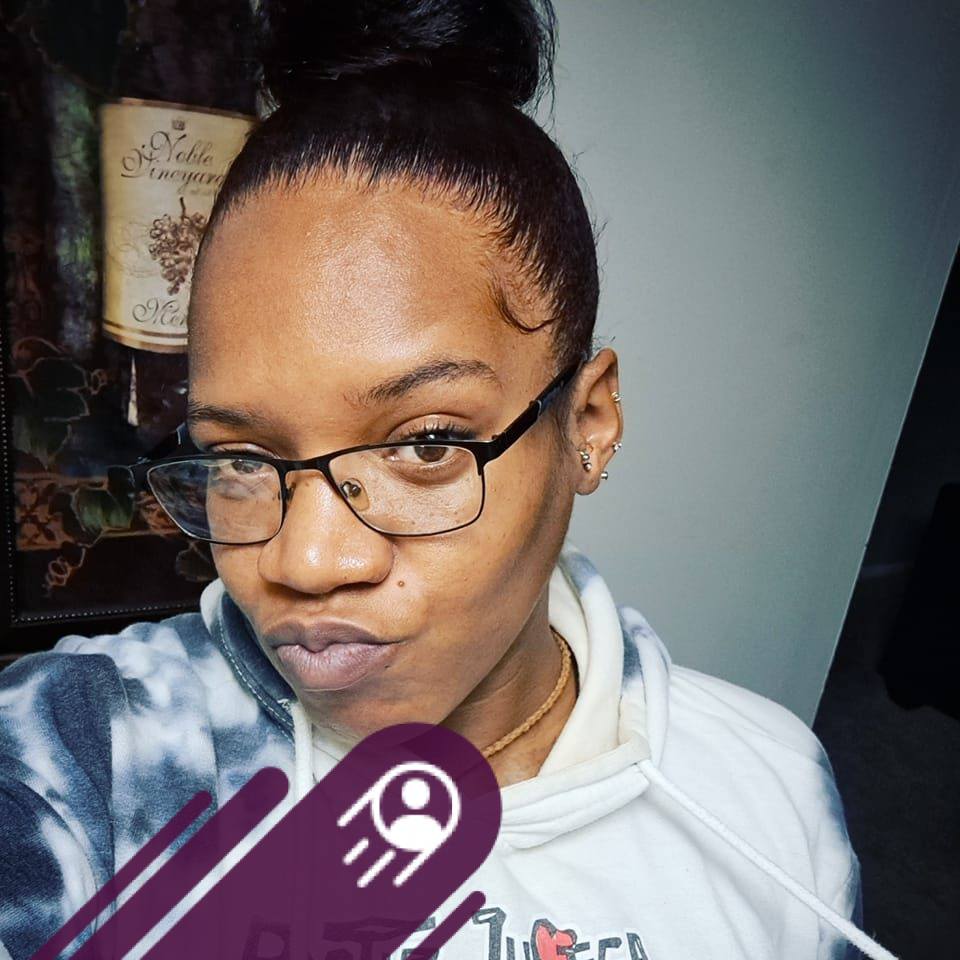 Lashell Rebellious Queen