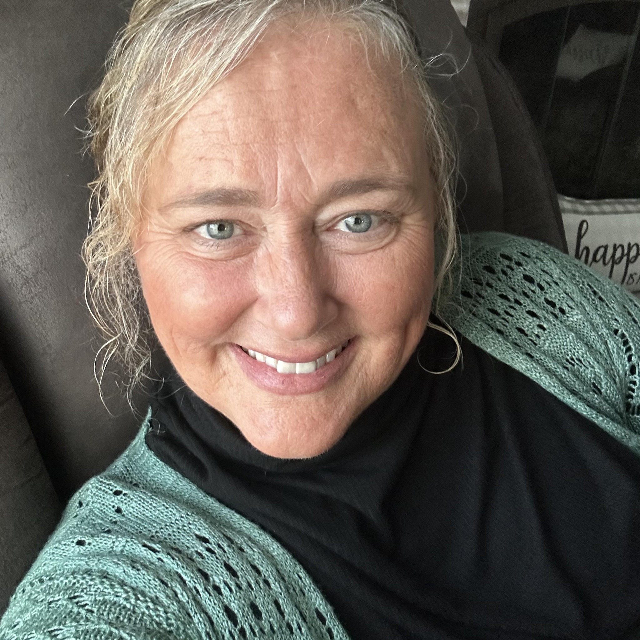 Can anyone help me find a gas burner... - Rhonda Mast-Yoder | Facebook
