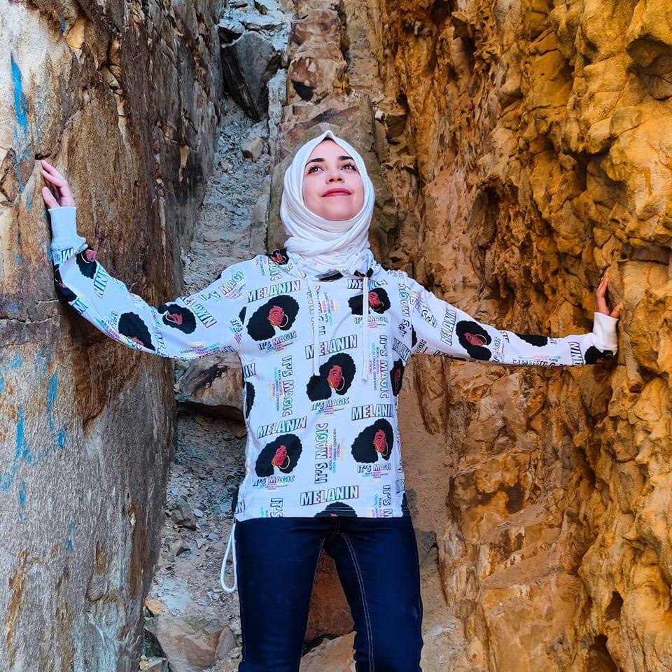 Esra Algogary