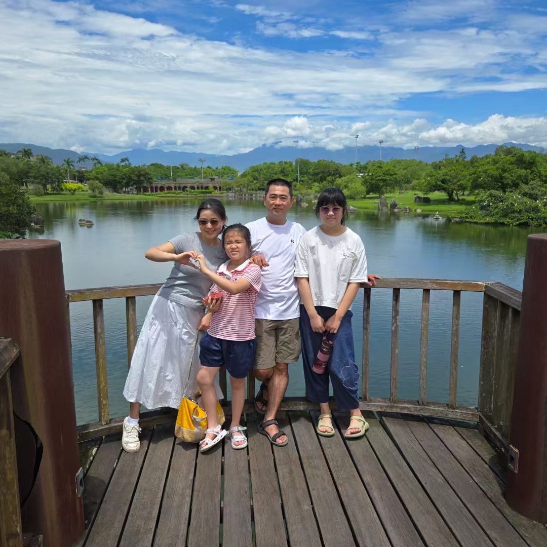 小圈圈代訂：饗饗/旭集/東方文華，台灣吃到飽餐廳 | 想請問一下 訂了旭集4人位置 | Facebook