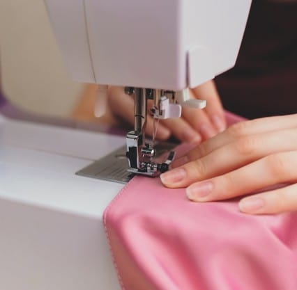 Steps included for classic dots, silky satin, and festive gingham ...