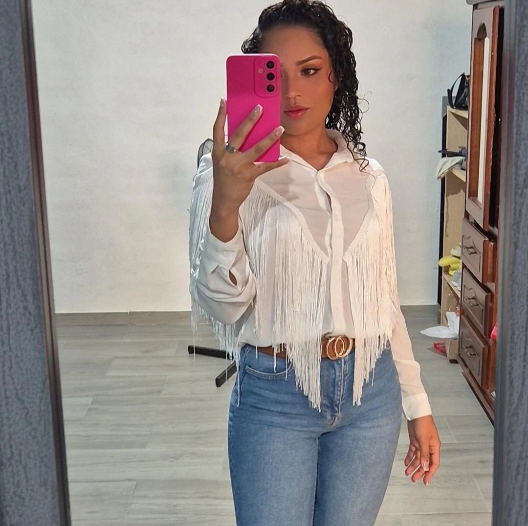 Eva Reyes