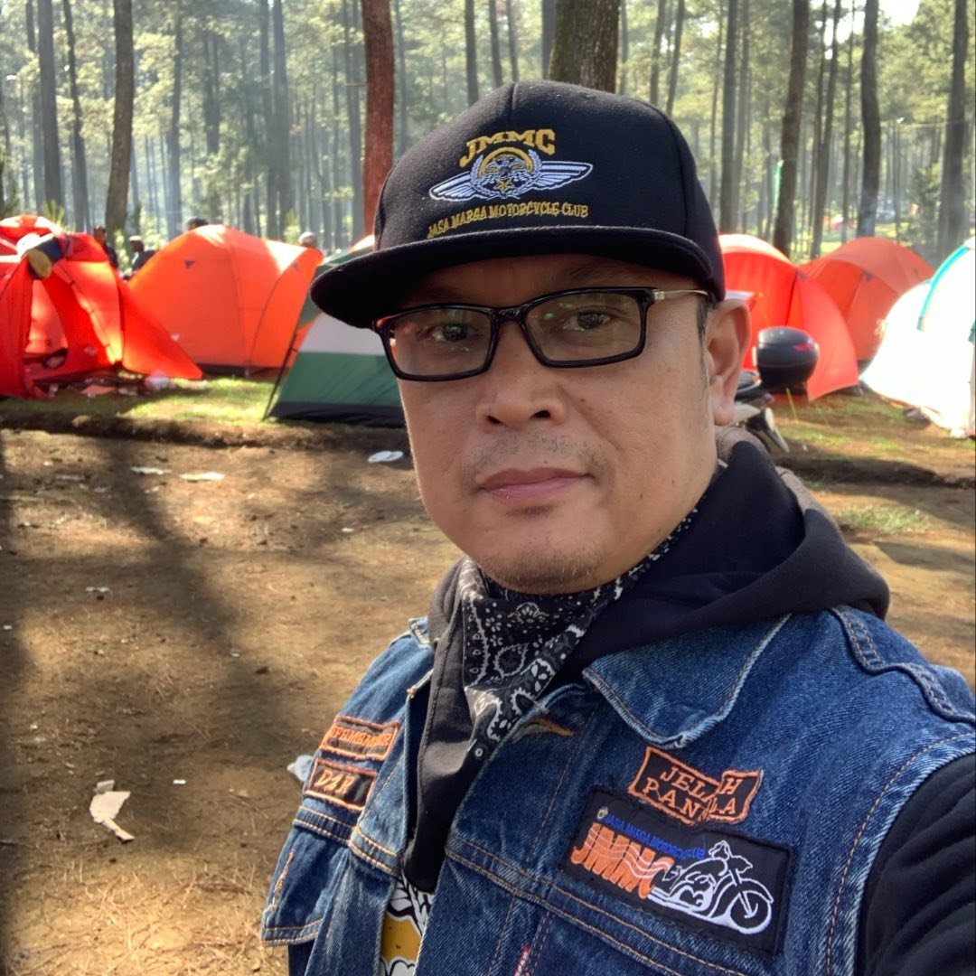 Dee Rachmat
