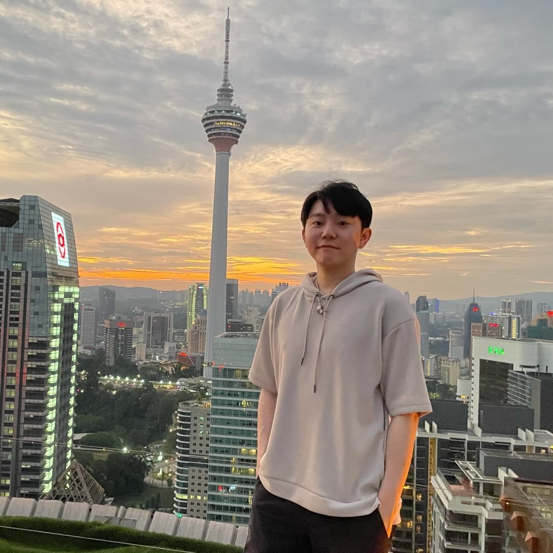 Yan Ruei Huang