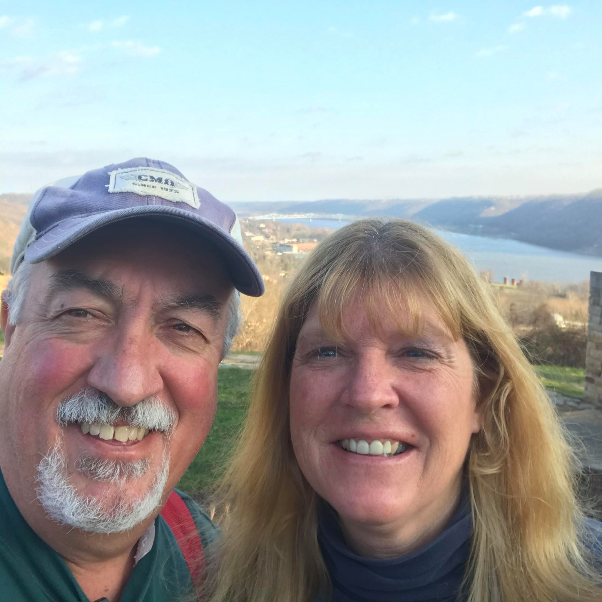 Smoky Mountains elk charges tourist who got too close near Oconaluftee ...
