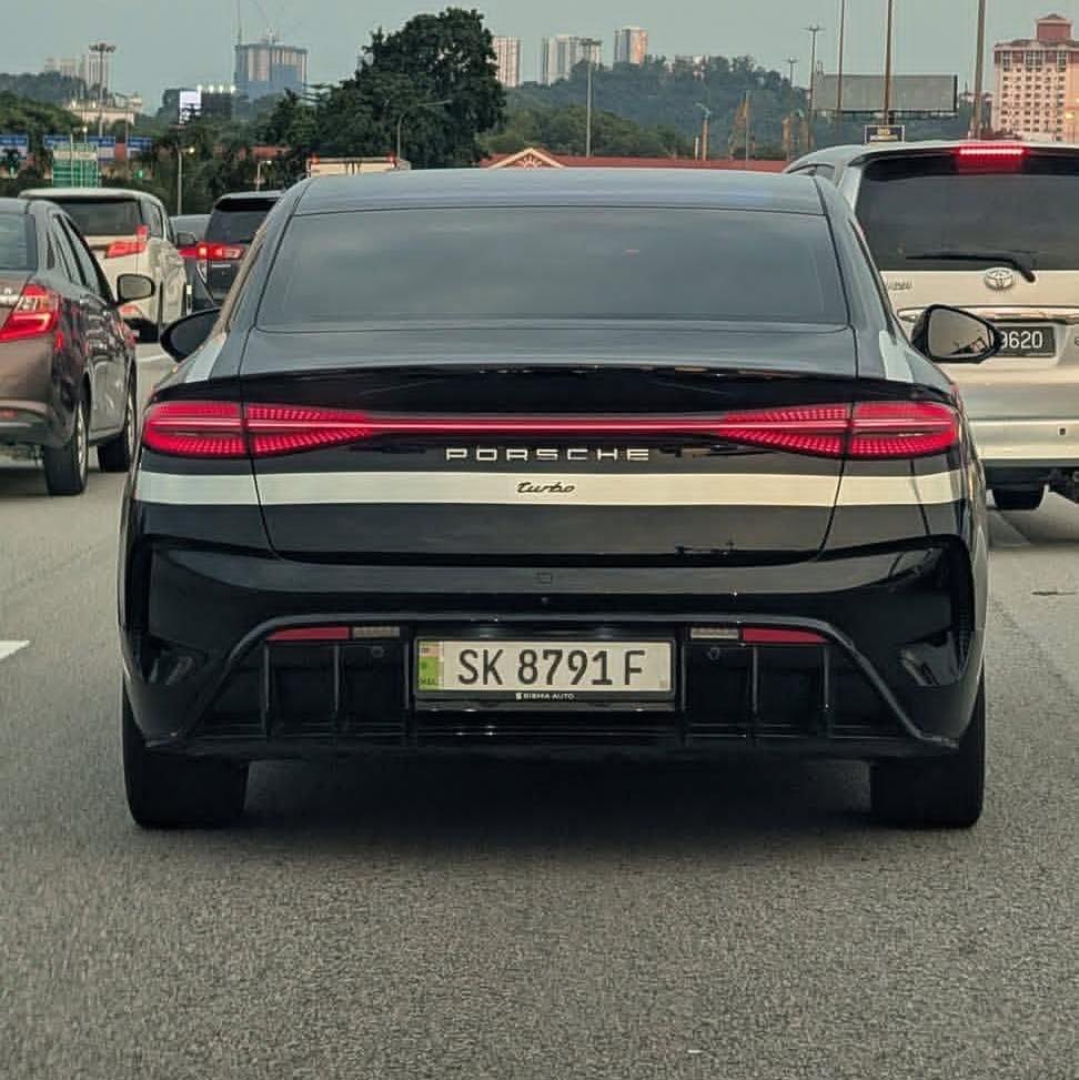 真港澳車北上整車中伏群組 | 戇鳩到極點，自問自答好心換多一個號啦 ，怪唔得冇生意 🤣 | Facebook