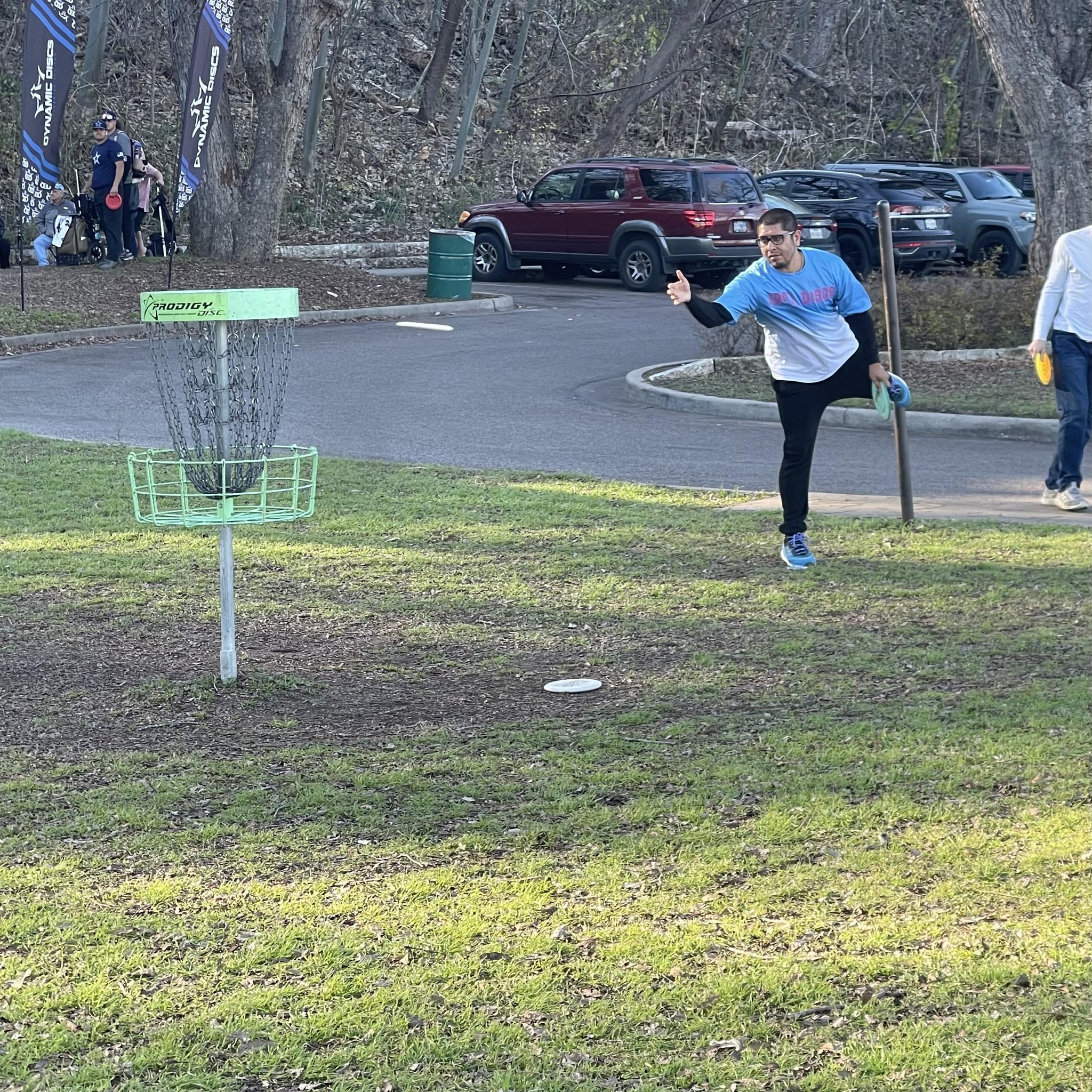 Disc golf discussion | Has anyone throw both the pyro and the quake ...