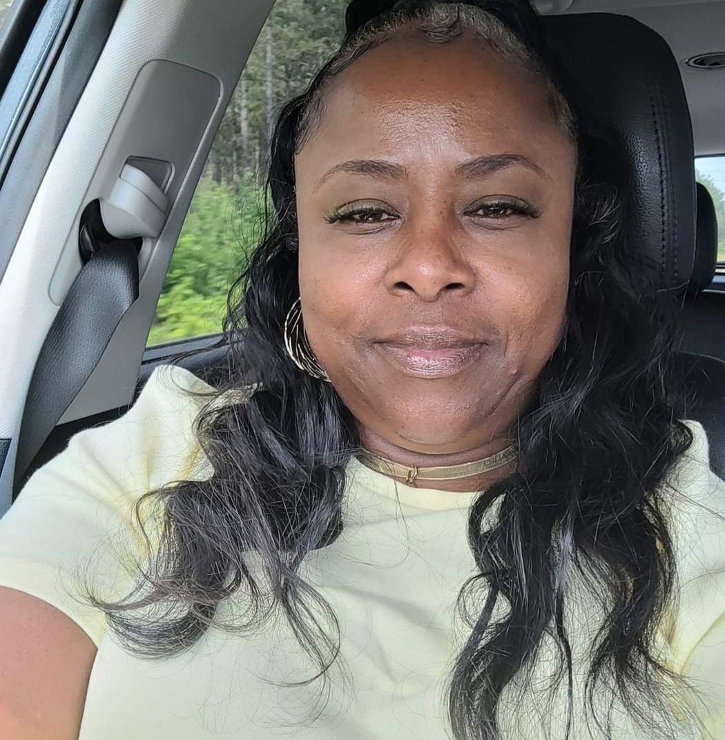Stephanie Short - Step out tonight💛🖤 | Facebook