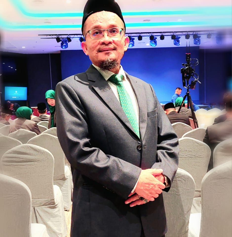 Fakulti - Tahniah Prof. Madya Dr. Razali Yaakob atas pelantikan sebagai ...