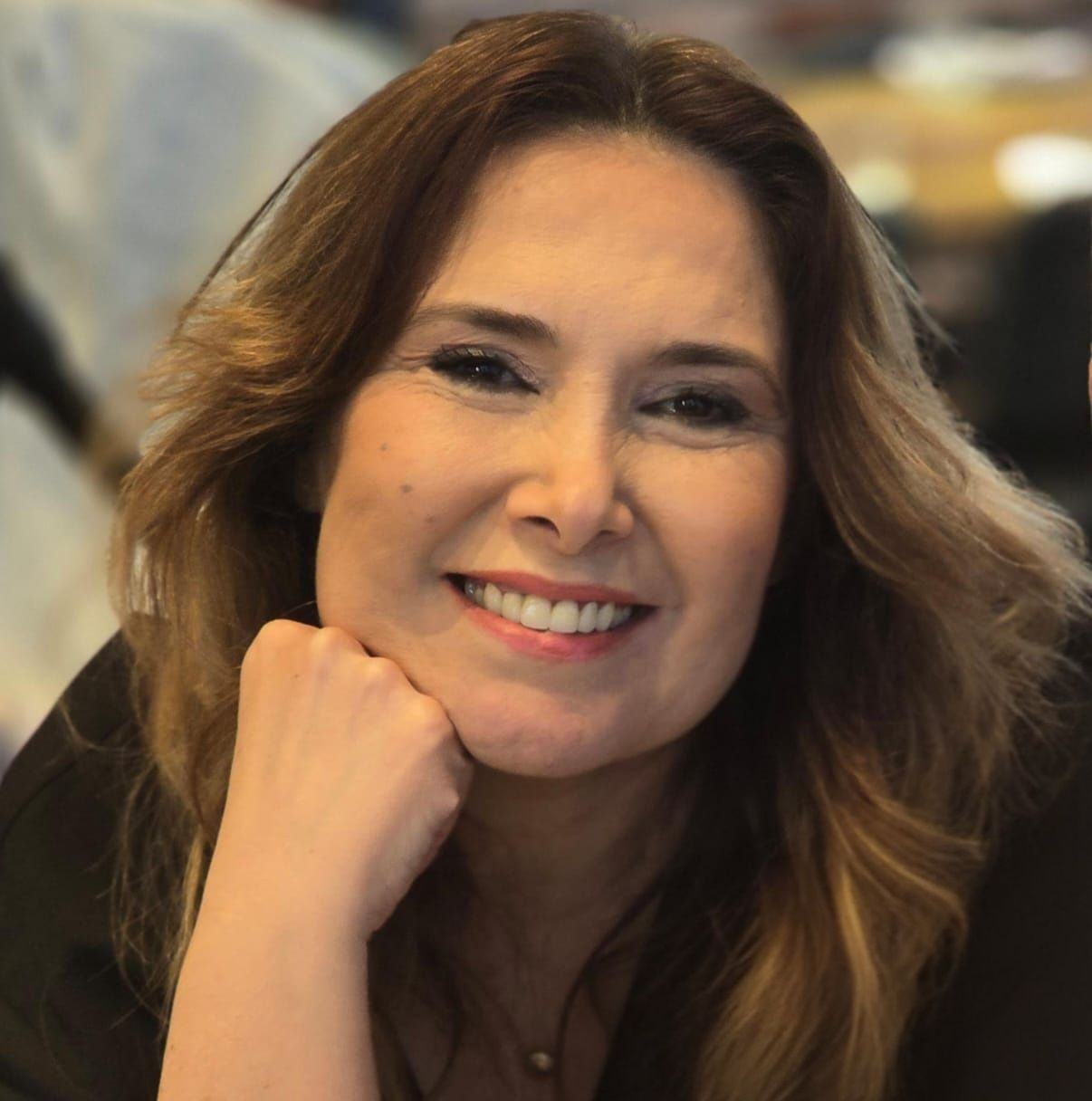 אתי שמיר