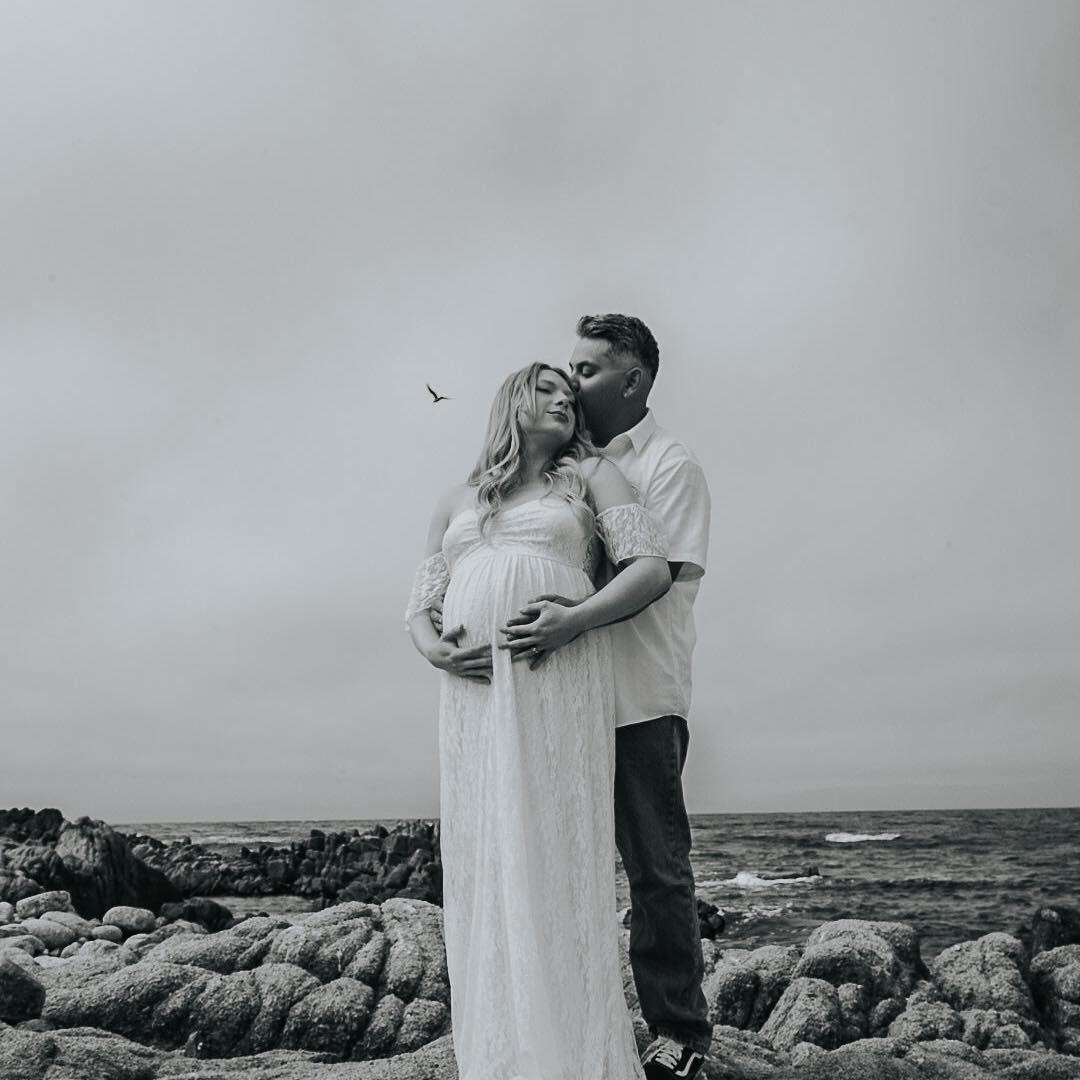 Two dinosaurs tied the knot at San Francisco City Hall yesterday ...