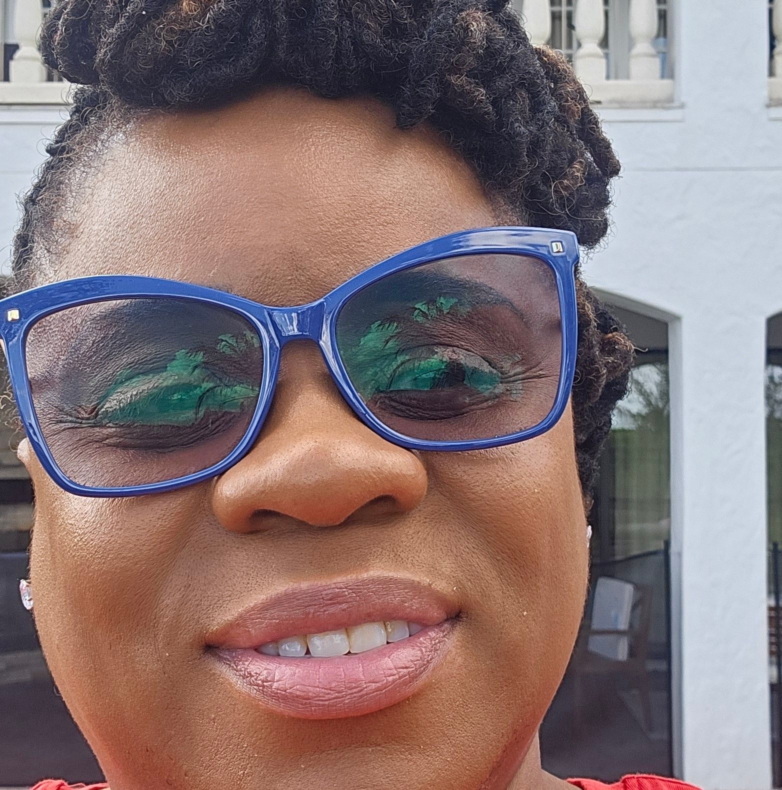 WHO IS DR. JULIE SHANNON... - Black Girls Deserve Nice Things | Facebook