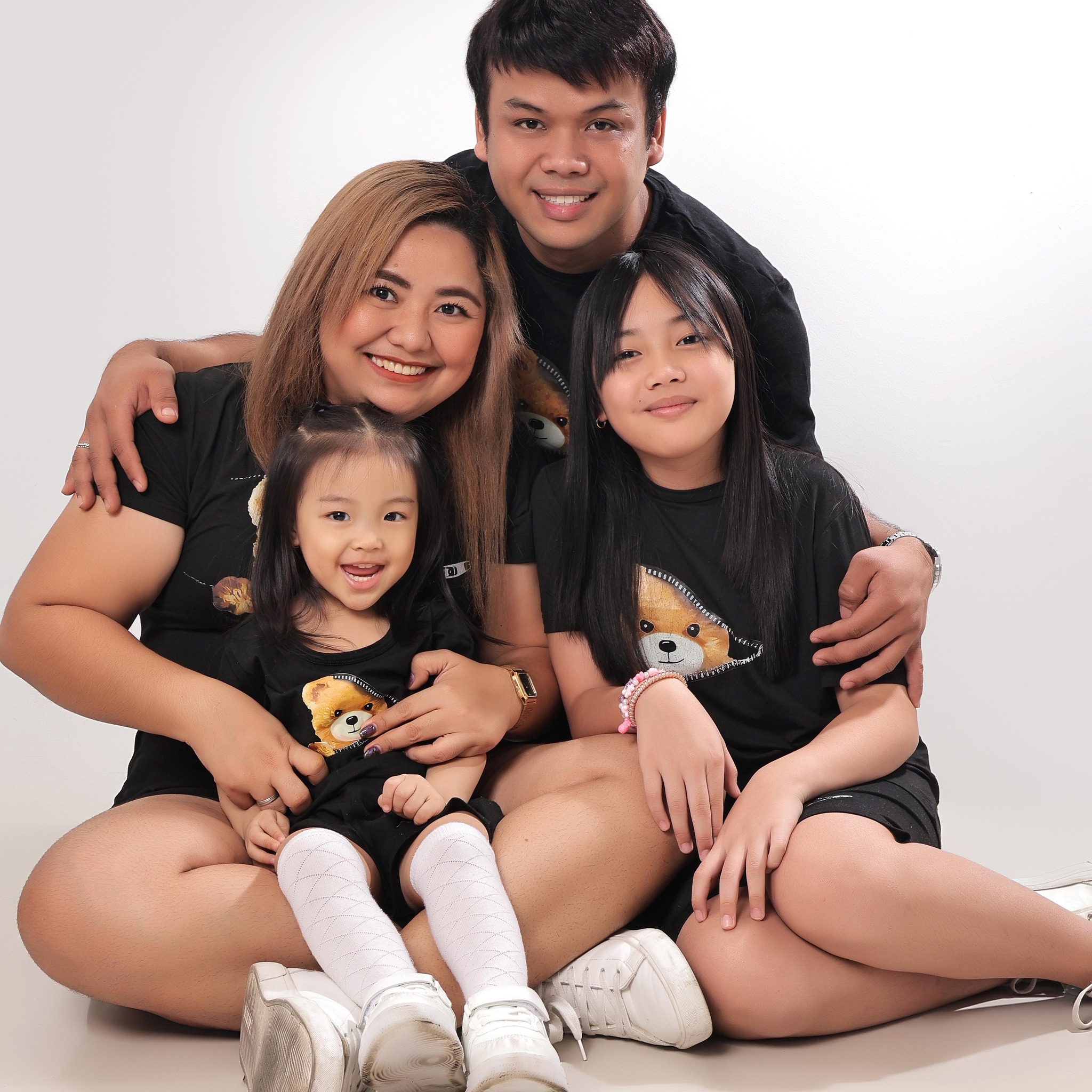 Live na ulit tayo.. Mga miners natin may chance na makakuha ng raffle ...