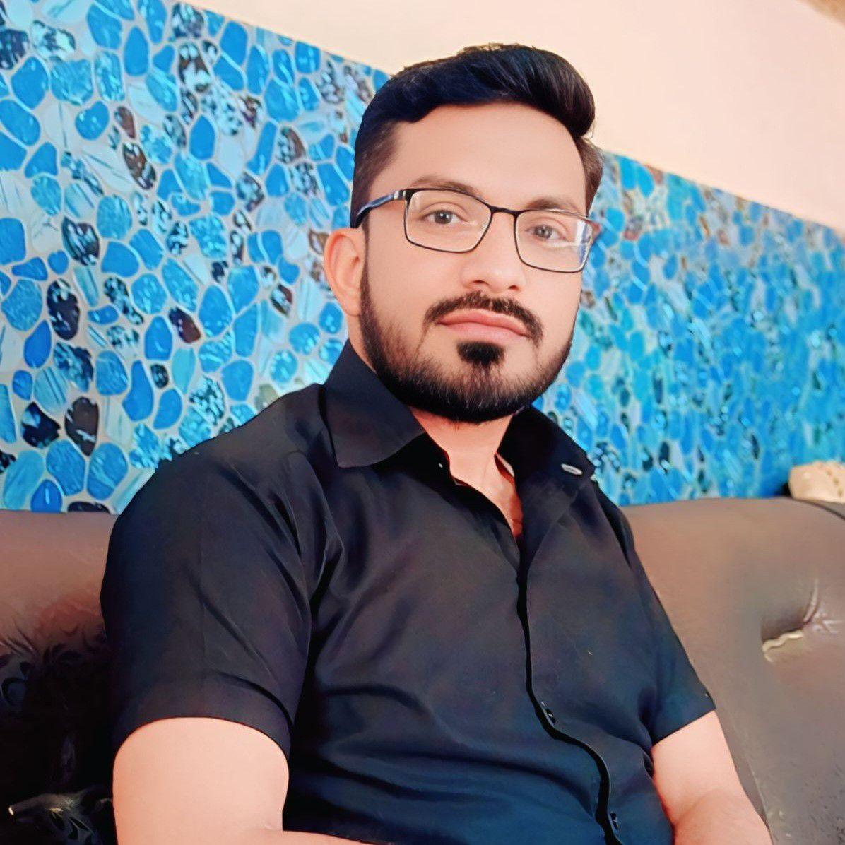 نادِر خان سَرگِروہ اُردو ذَخیرۂ الفاظ - عُمُوماََ مَیں کسی کو جَلد بلاک ...
