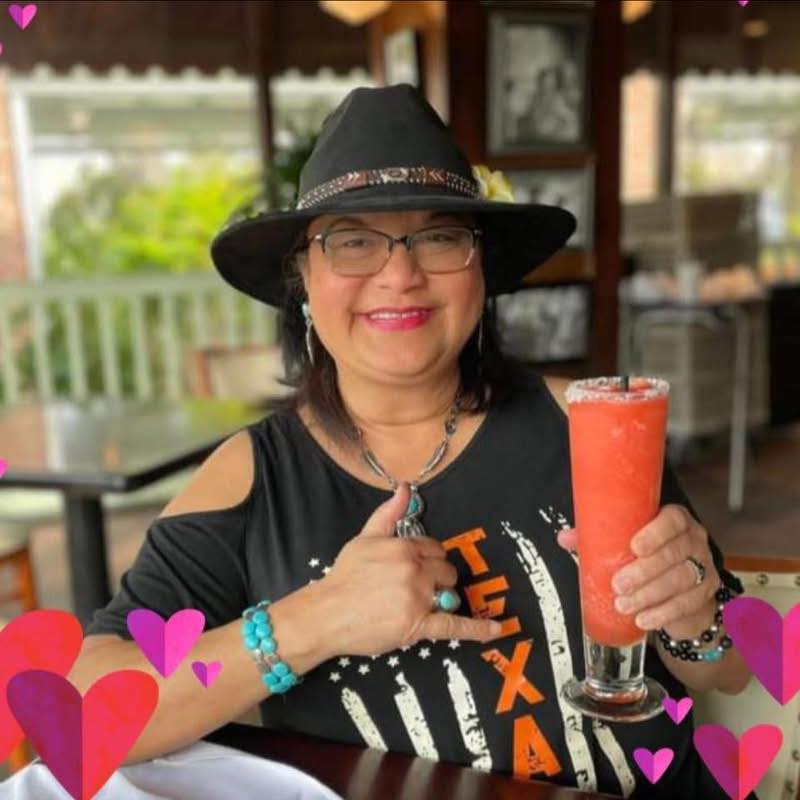 Tracy Herrera - 🤠🩷I had a fabulous and great time in Vegas... | Facebook