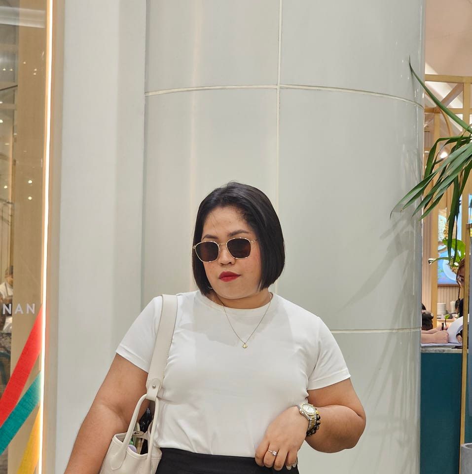 Jhen Sarmiento