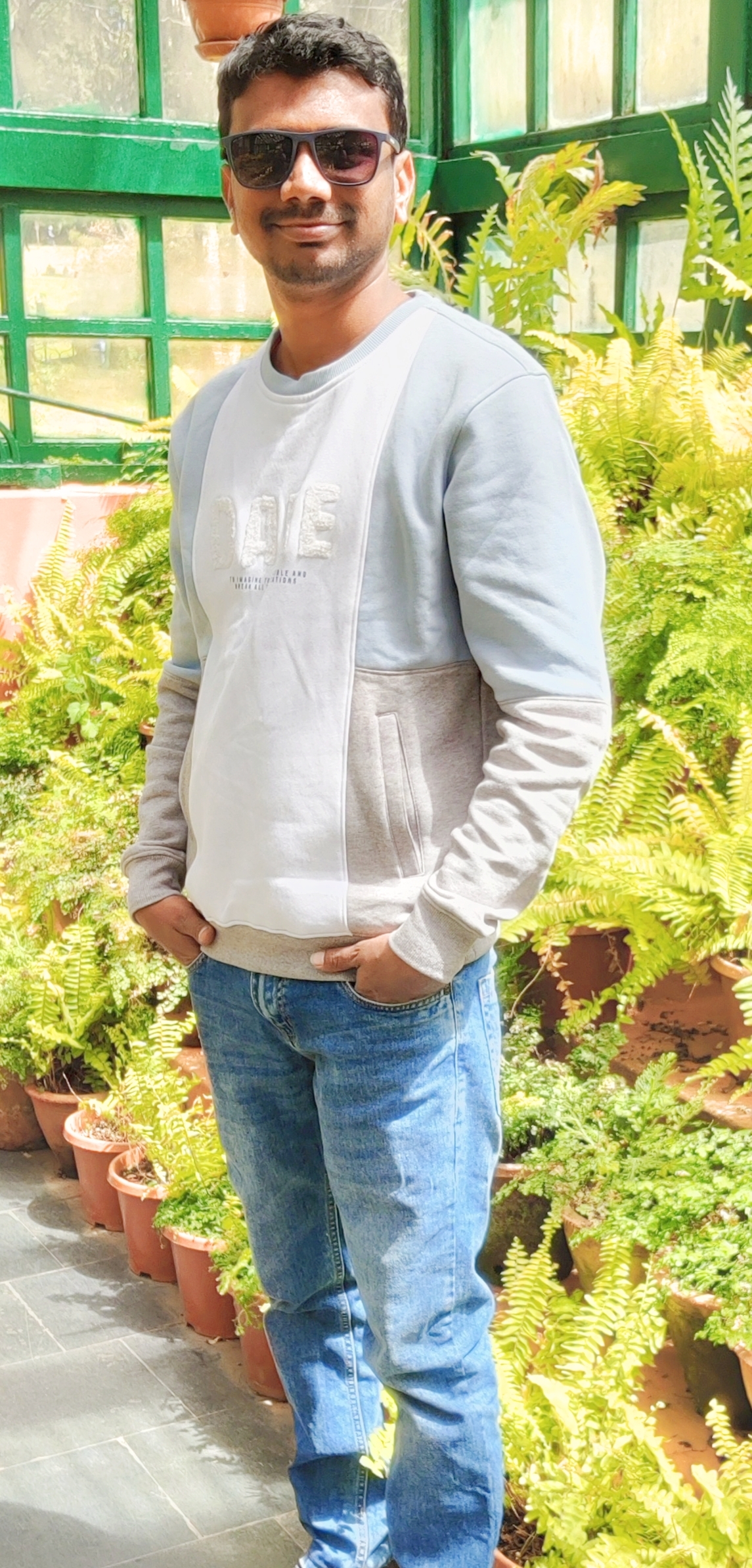 Azmat Khanche
