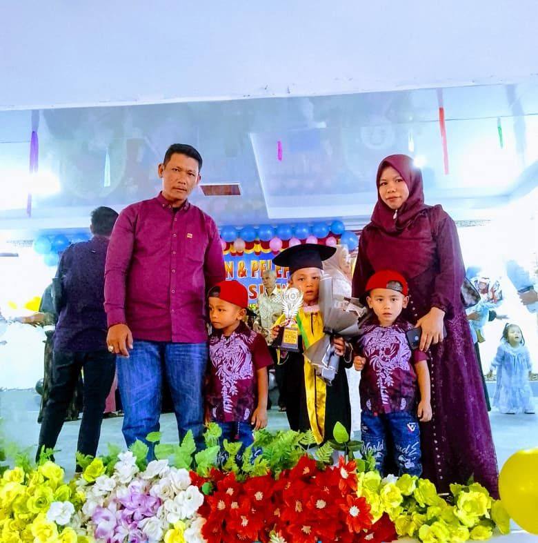 Nur Ainun Ujung