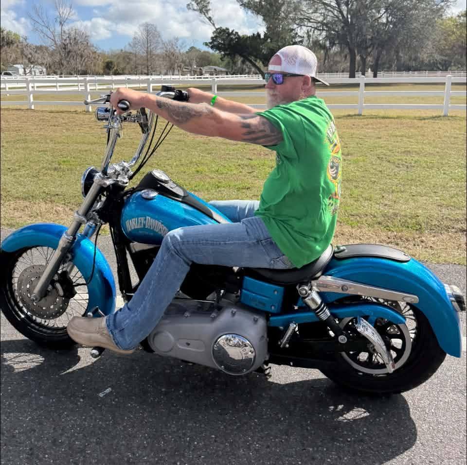 Cruisin' the Coast | Want to buy the hubby a 🛻 truck with AC | Facebook