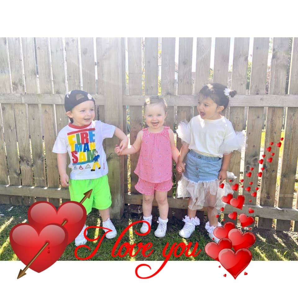Pool fun 🏽 | Marieanne Lund