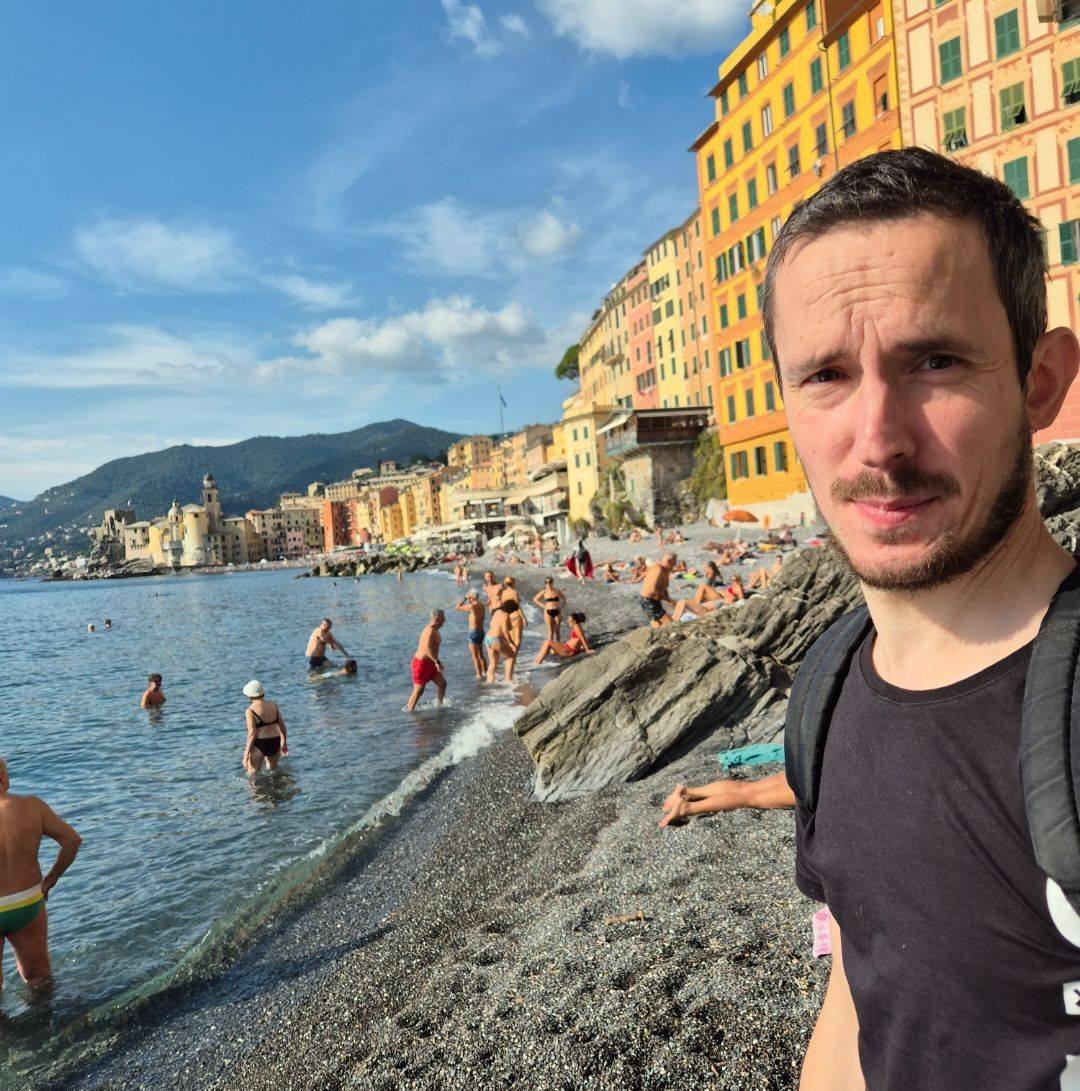Salut Alex 41 ans , je débarque dans le monde des célibataires | Facebook