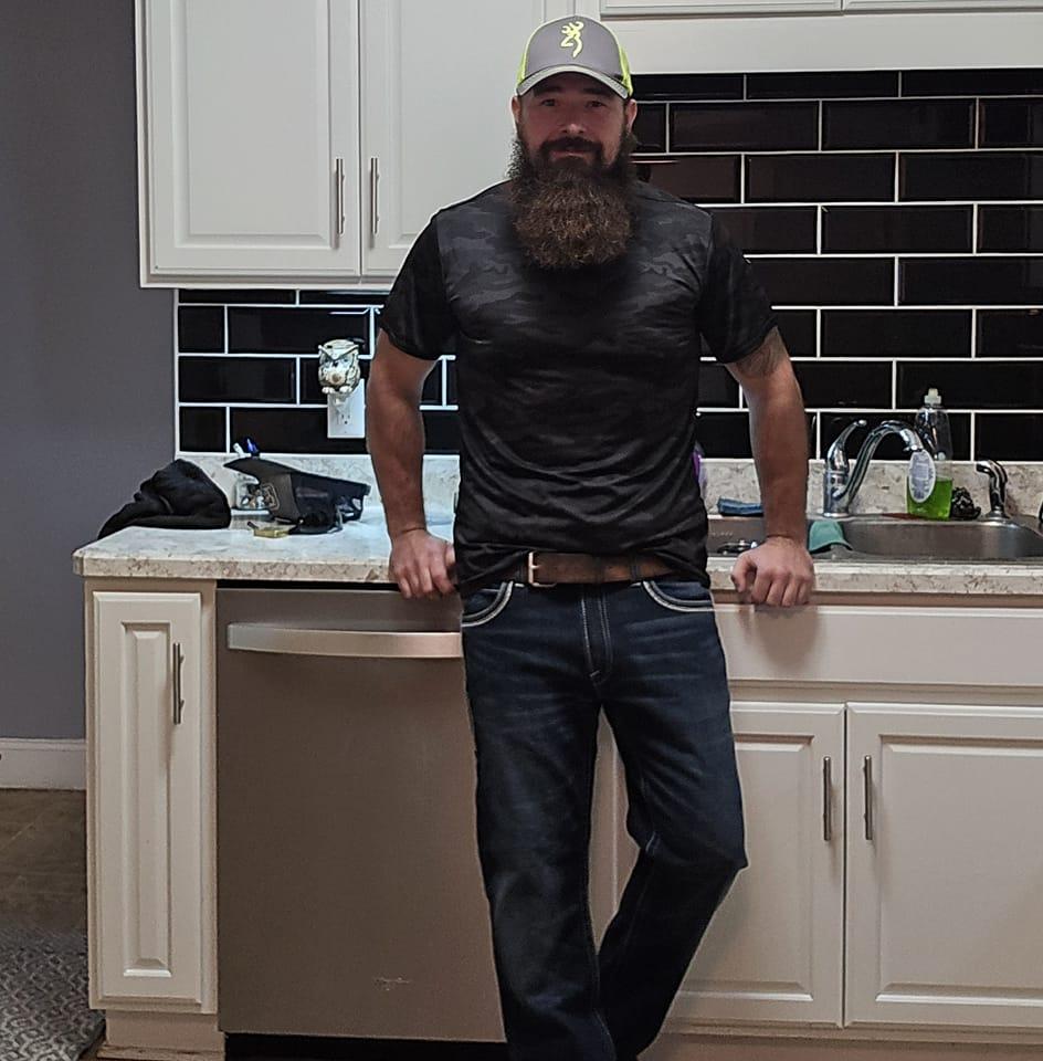 Anybody here weighed 250 or around and lost 100 lbs? Was there a lot of ...