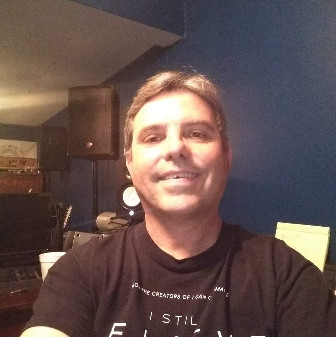 Here's my buddy Aaron McCune with Official Dailey & Vincent doing a ...