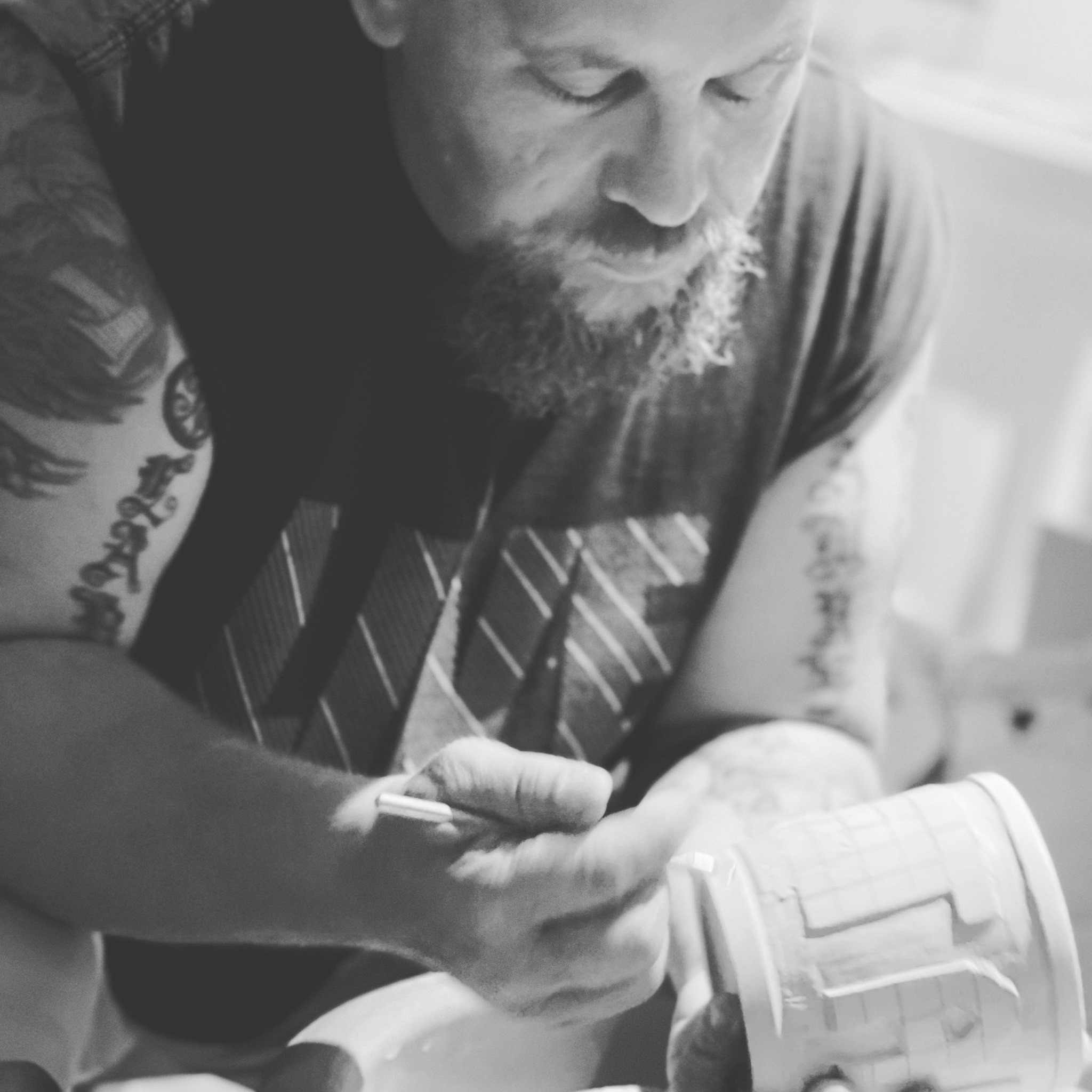 Michigan Rockhounds | Hand polishing some slices of a septarian nodule ...