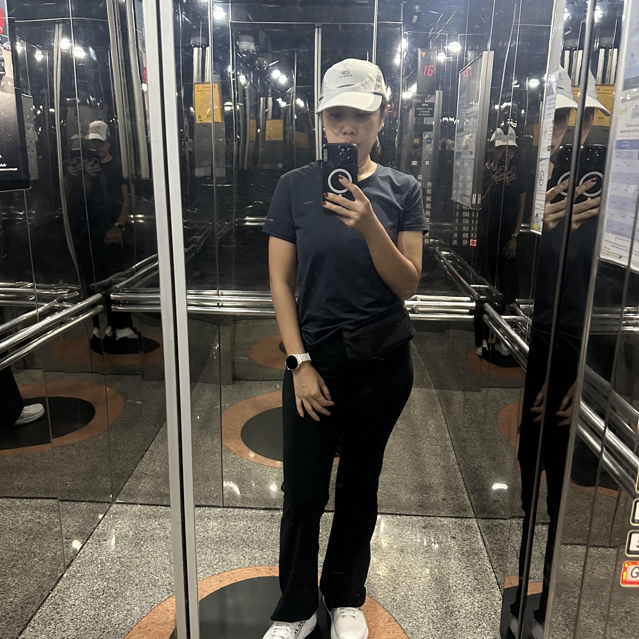 Glute Focused Day 🍑 (Dumbbell Only) • RDL: 4 x 10 • Bulgarian Split ...