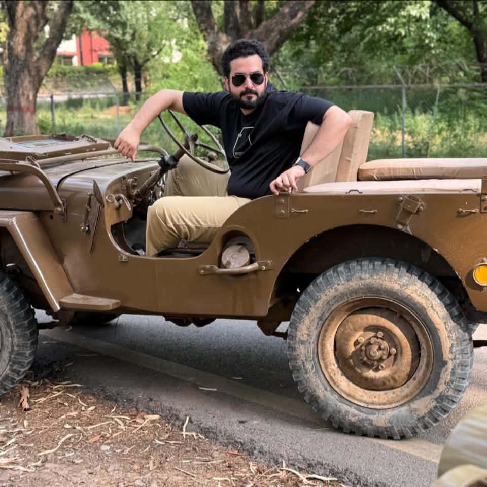 Adv Hamza Ammar