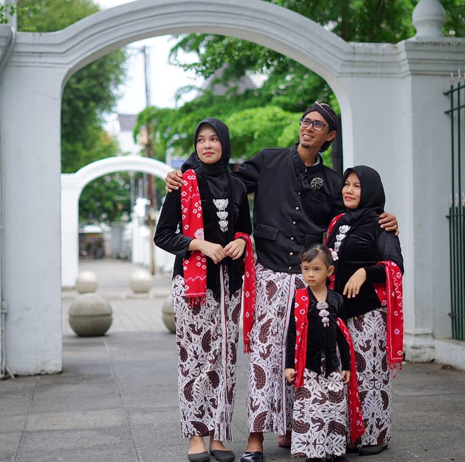 Rawin Flamboyan