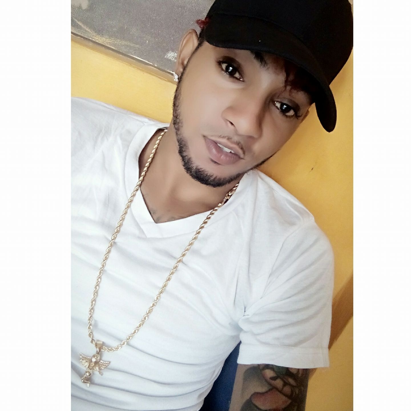 DJ SEANI B