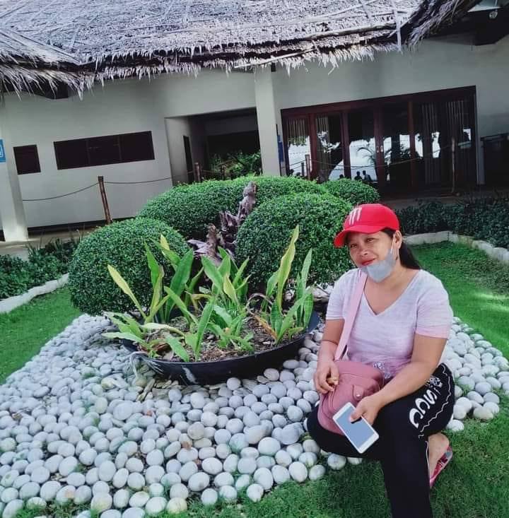Mag bathroom tour tayo guys sandali. Alam nyo ba guys lahat kasi ng ...