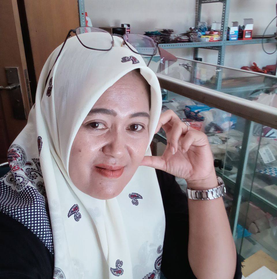 Takut moly ngumpet di belakang ayang | Rany