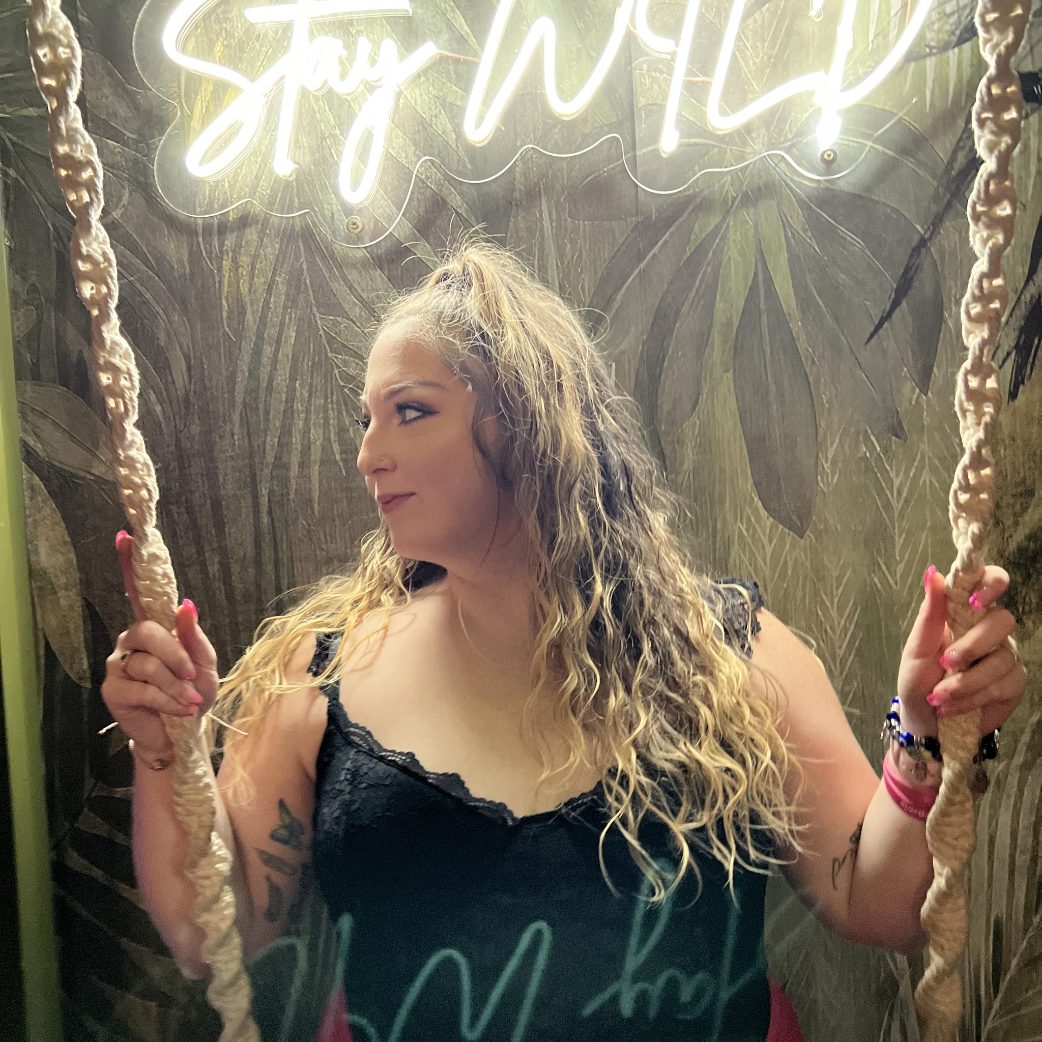 Rachel Carann Gallagher (@rachel.c.gallagher) • Facebook, Connect with ...
