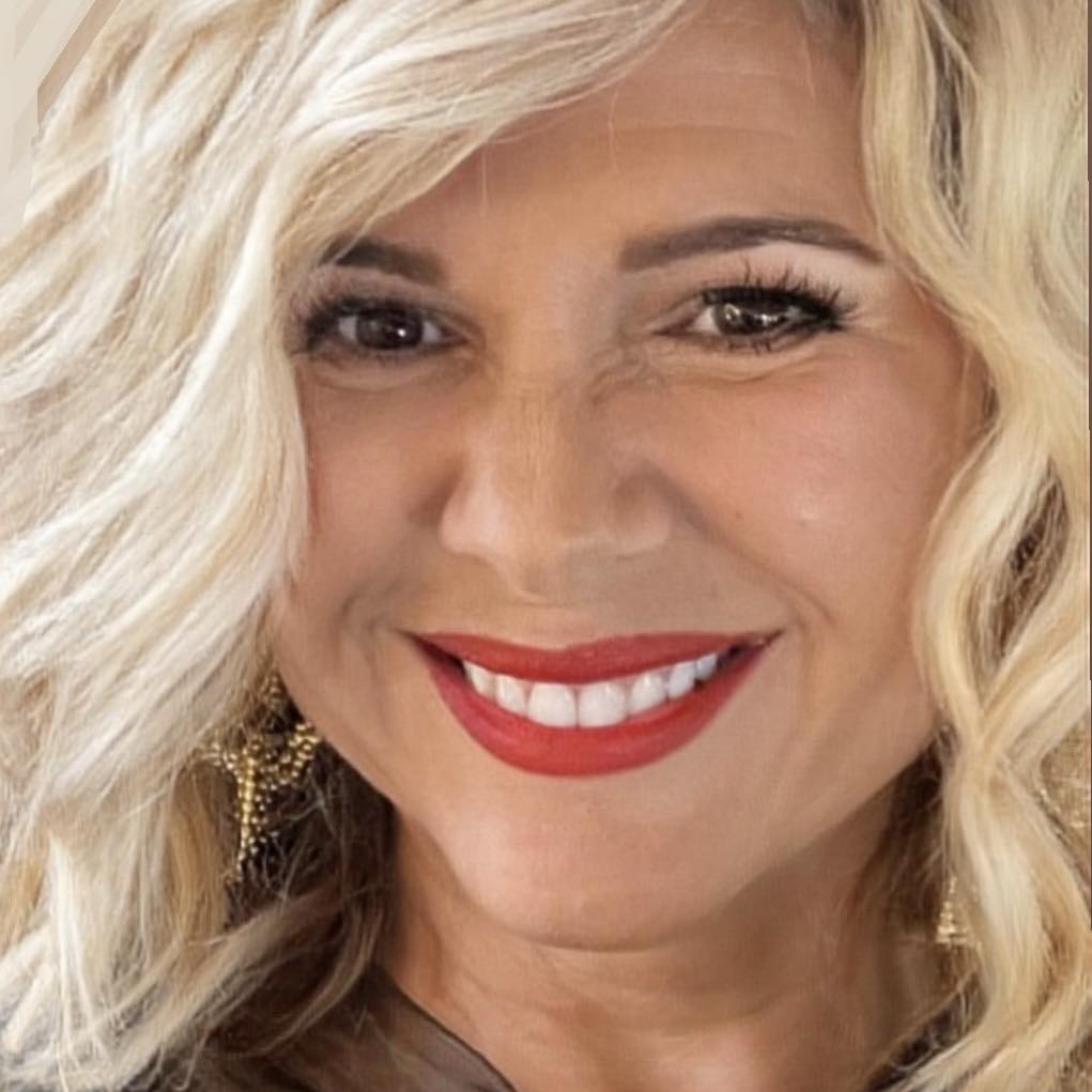 Δεύτερη sold out συναυλία στο Θέατρο... - Eleni Alexandris A | Facebook