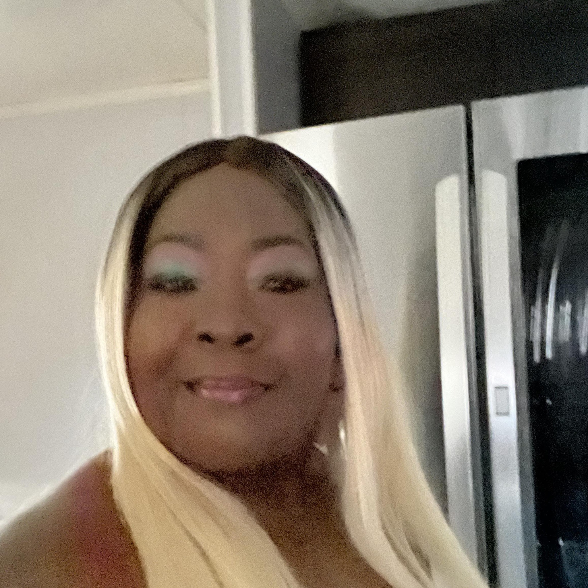 STCKING TOGETHER 🔐😇💕🏌🏽‍♂️ | 🤨 So , Yall pour mop water out in the sink ...