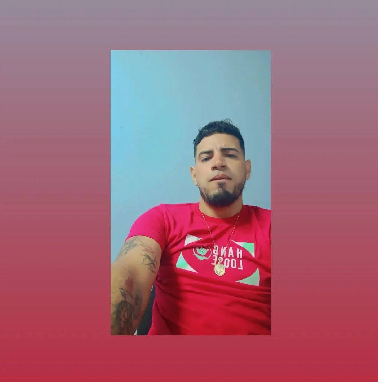 Adán R Pérez