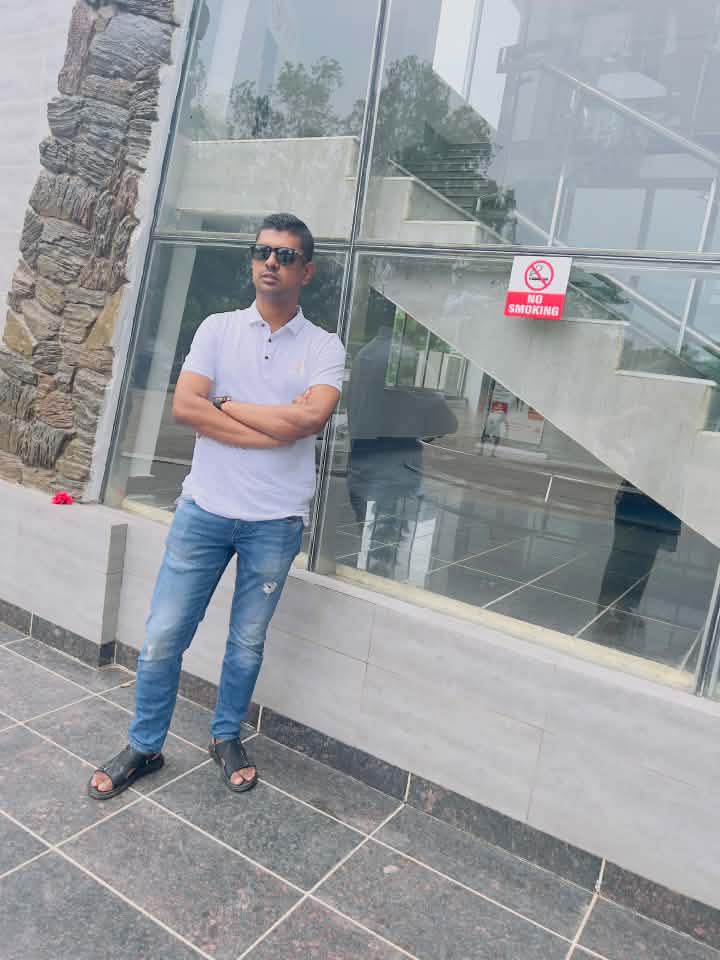 Farhad Azad