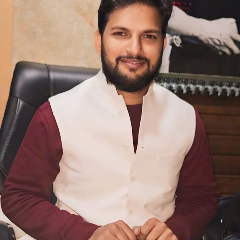 Warm birthday greetings to Shri... - Bureaucrats Magazine | Facebook