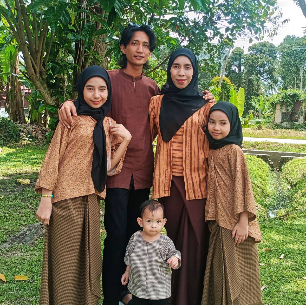 Razif Ajib - Dengan kemenangan Alif Rakib keatas Ramadan... | Facebook