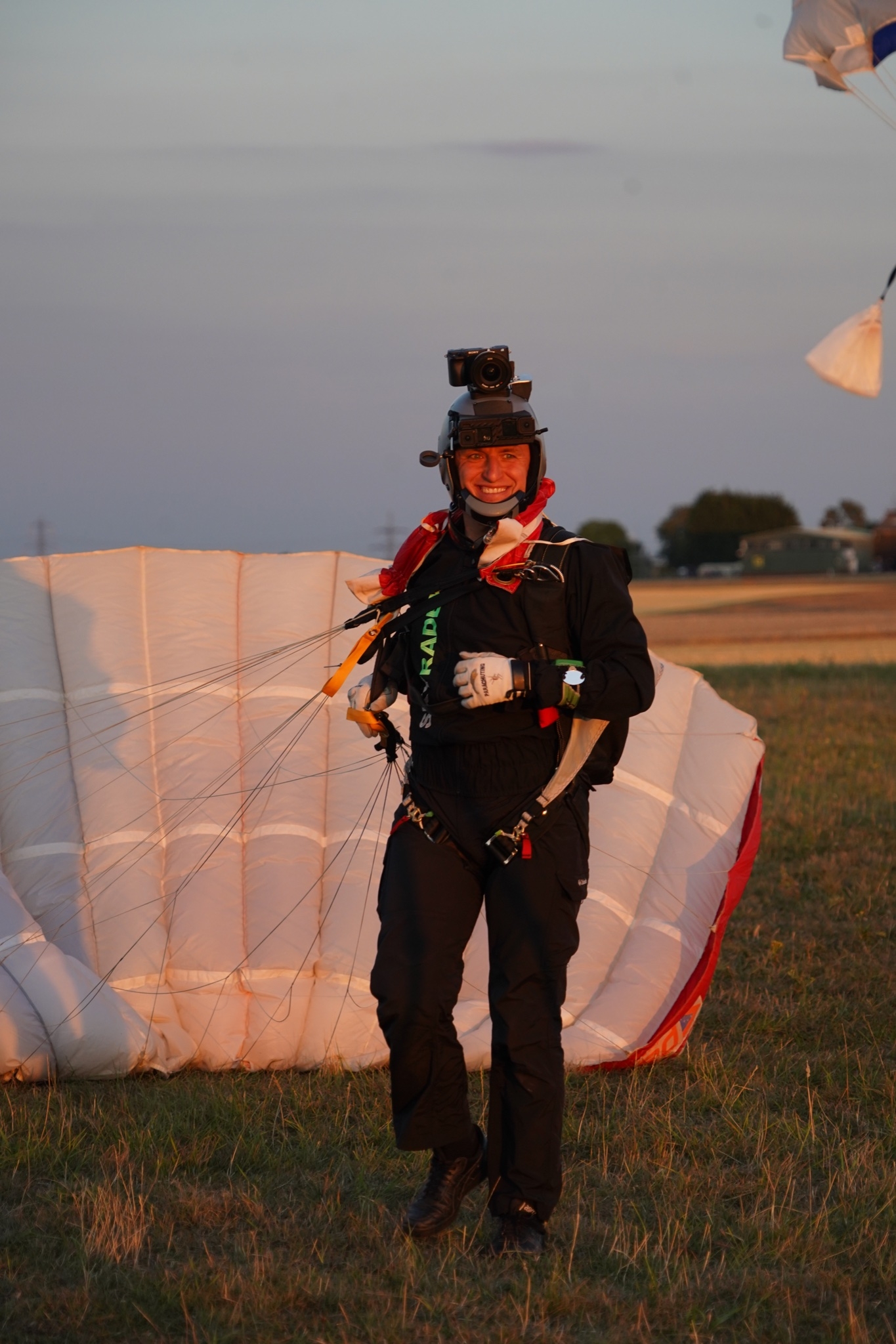 Setela Heli Skydive Csaba